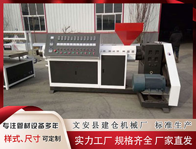 异型材设备 机构：当前日元套利交易“规模庞大”